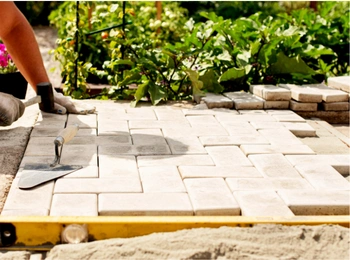 Driveway paver installation project in Dallas, Texas