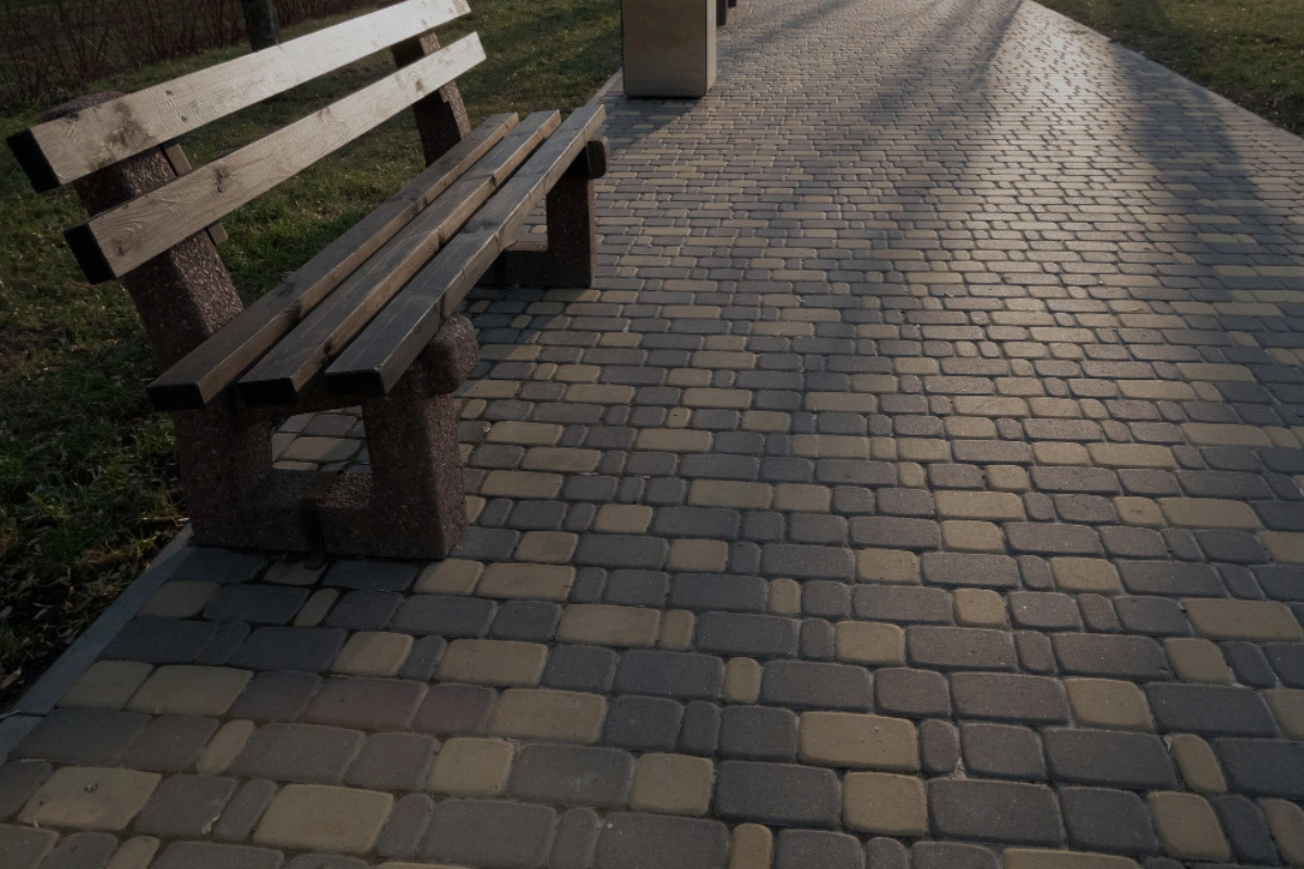 Walkway and pathway paver installation in Dallas